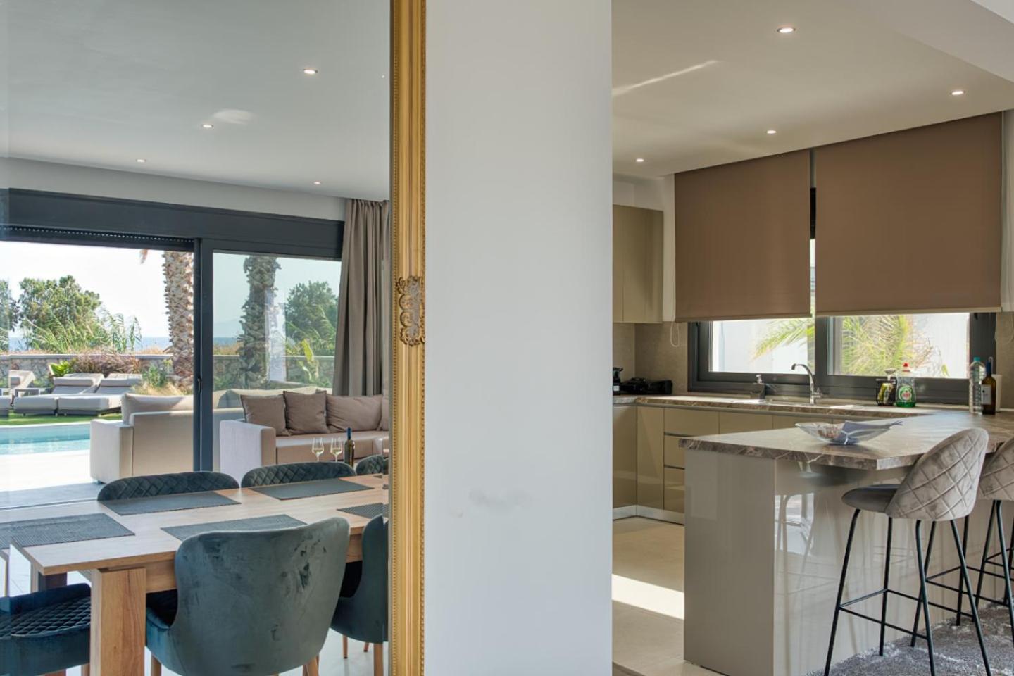 Penelope Beachfront Villa Κρεμαστή Εξωτερικό φωτογραφία